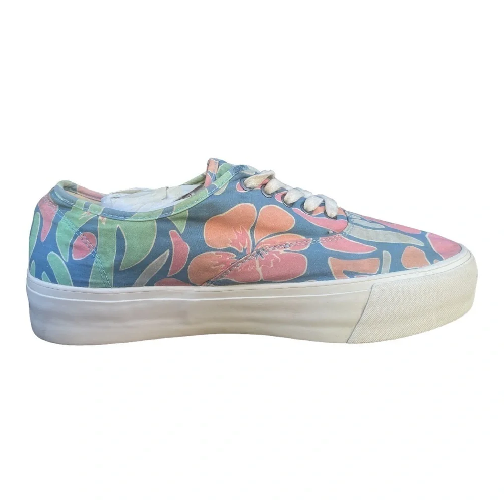 SeaVees step into